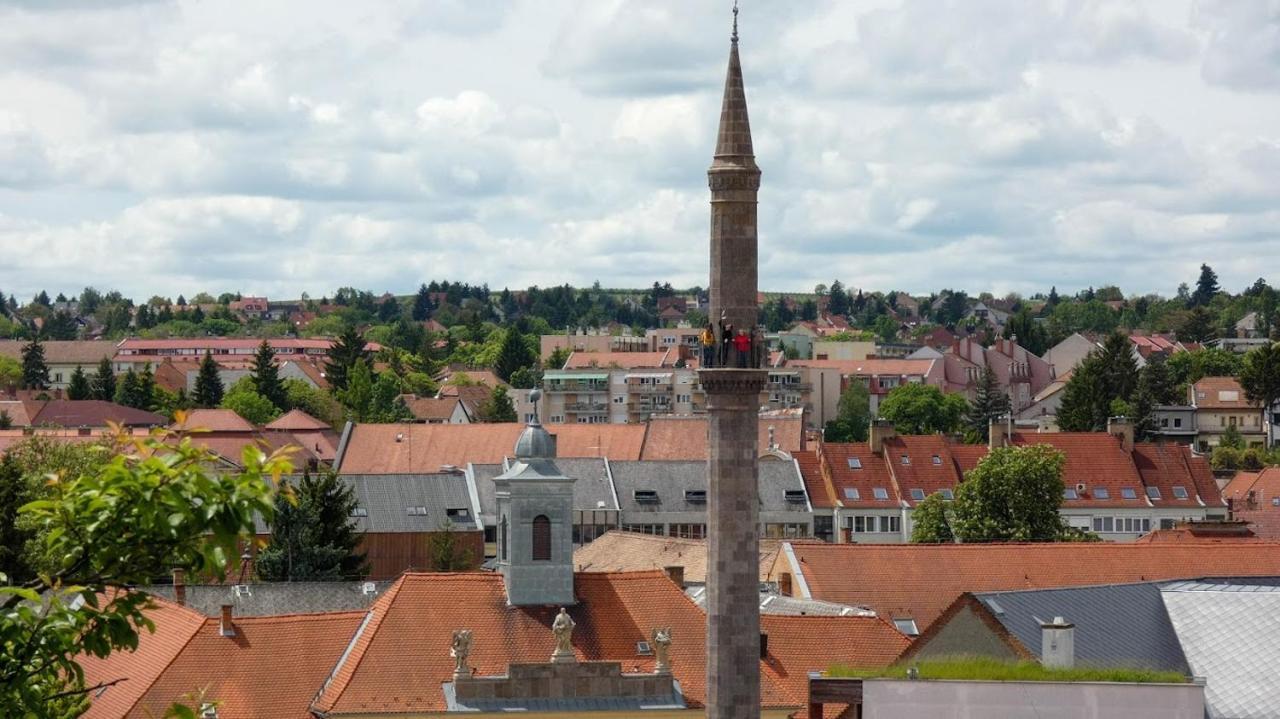 Belvárosi apartman Eger Exterior foto